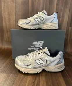 new balance shoes​