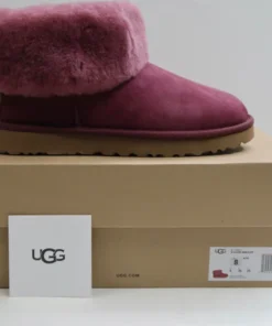 amazon ugg boots​